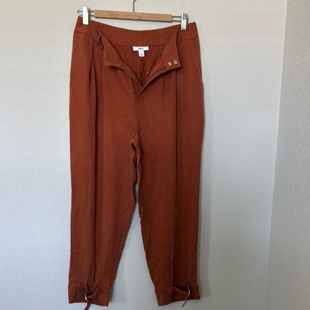 Chic Rust Trousers with Button Accents
